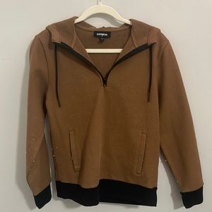 x-small sweatshirt w/ style!!! 🤎💛